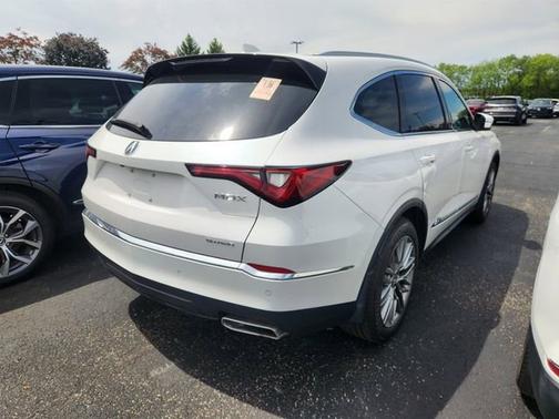 White 2024 Acura MDX w/Advance Package
