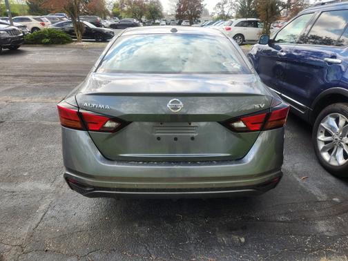 Gun Metallic 2021 Nissan Altima 2.5 SV