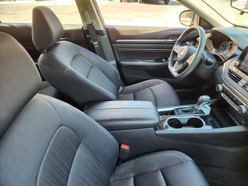 Gun Metallic 2021 Nissan Altima 2.5 SV