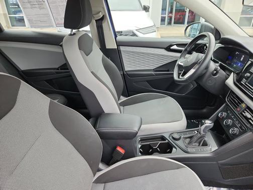 2022 Volkswagen Taos S