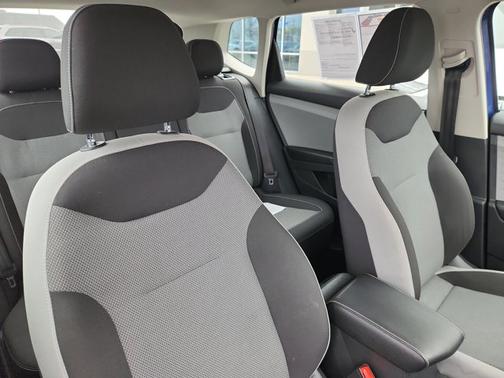 2022 Volkswagen Taos S