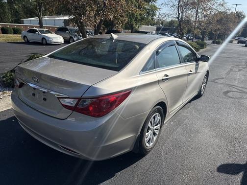 2011 Hyundai SONATA GLS
