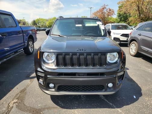 Black Clearcoat 2023 Jeep Renegade Altitude