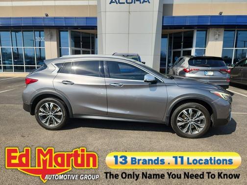 2018 INFINITI QX30 ESSENTIAL