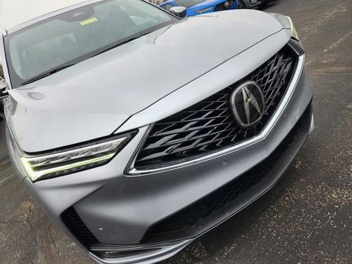 Solar Silver Metallic 2026 Acura MDX w/Advance Package