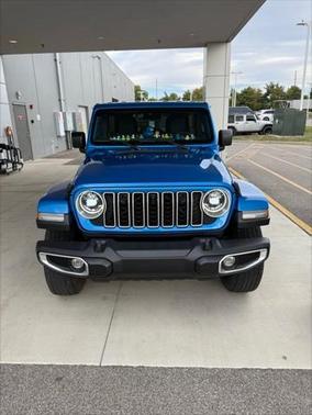 2024 Jeep Wrangler 4-Door Sahara 4x4