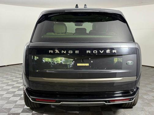 2023 Land Rover Range Rover P400 SE