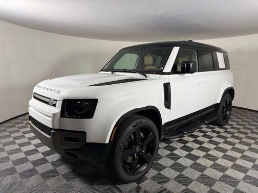 2025 Land Rover Defender 110 P400 X-Dynamic SE