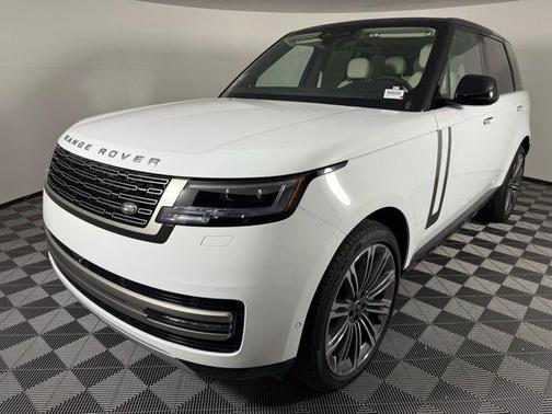 2025 Land Rover Range Rover P530 SE