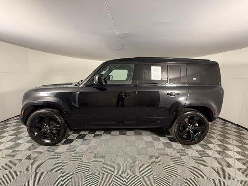 2023 Land Rover Defender 110 X-Dynamic SE