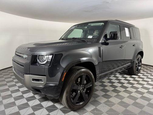 2023 Land Rover Defender 110 X-Dynamic SE