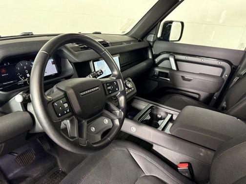2023 Land Rover Defender 110 X-Dynamic SE