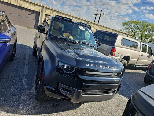 2023 Land Rover Defender 110 Carpathian Edition