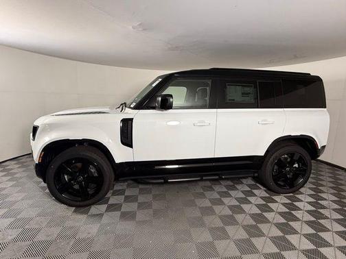 2025 Land Rover Defender 110 P400 X-Dynamic SE