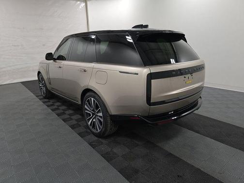 Batumi Gold Premium Metallic 2025 Land Rover Range Rover P550e SE