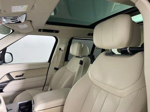 2024 Land Rover Range Rover P550e Autobiography