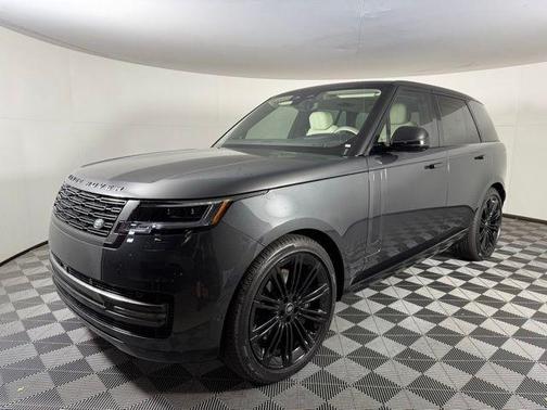 2025 Land Rover Range Rover P530 SE