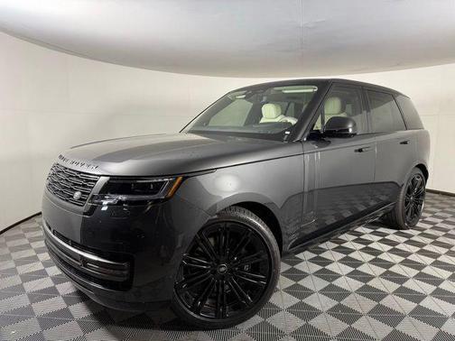 2025 Land Rover Range Rover P530 SE