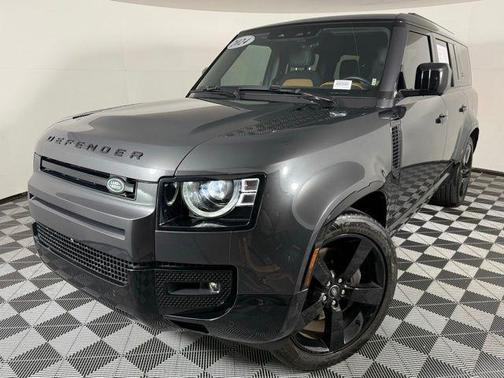 2024 Land Rover Defender 130 P400 X-Dynamic SE