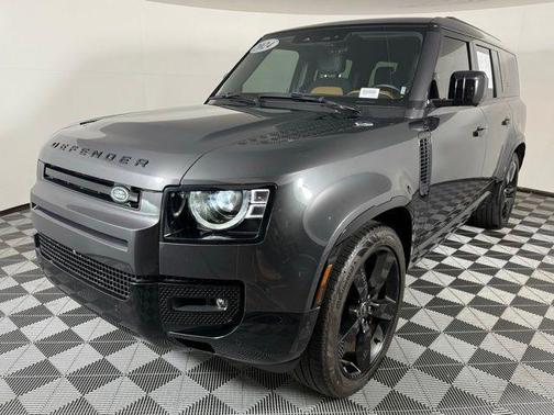 2024 Land Rover Defender 130 P400 X-Dynamic SE