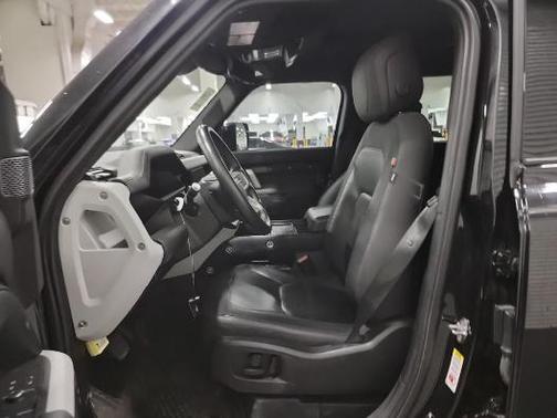 2022 Land Rover Defender 110 X-Dynamic HSE