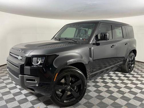 2025 Land Rover Defender 110 V8