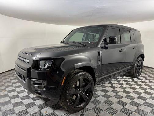 2025 Land Rover Defender 110 V8