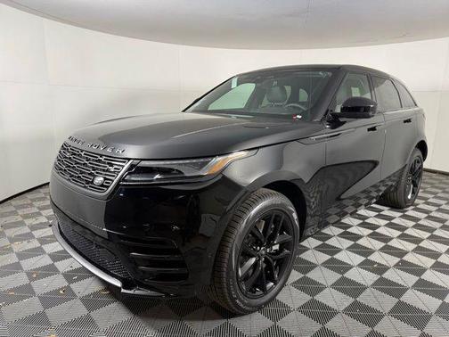 2026 Land Rover Range Rover Velar P250 SE R-Dynamic