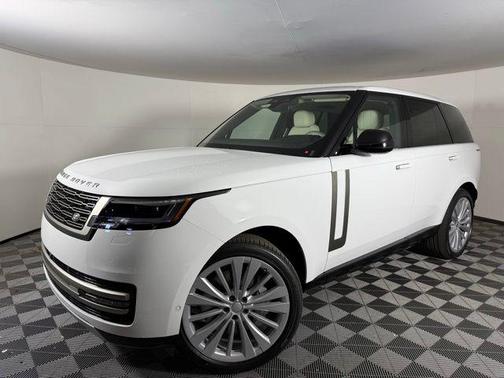 2025 Land Rover Range Rover P530 SE