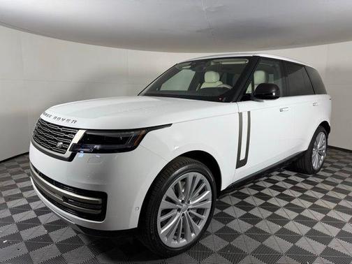 2025 Land Rover Range Rover P530 SE