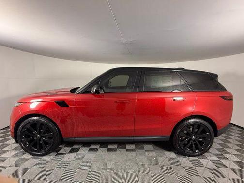 2025 Land Rover Range Rover Sport SE