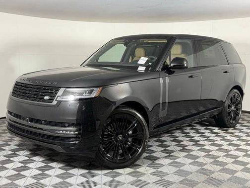 2025 Land Rover Range Rover P400 SE 7 Seat