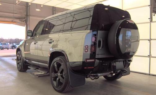 2025 Land Rover Defender 110 P500 X-Dynamic SE