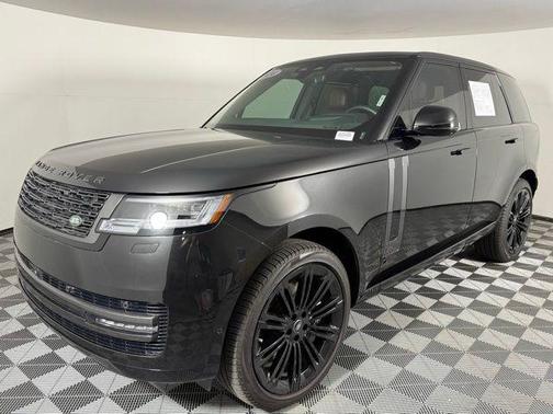 2024 Land Rover Range Rover P530 SE