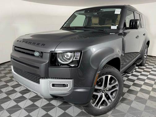 2025 Land Rover Defender 110 P300