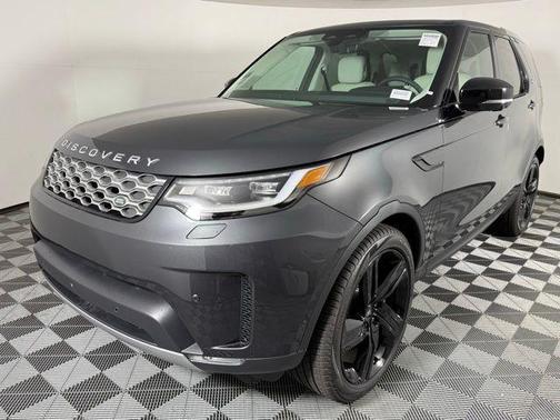 2025 Land Rover Discovery P300 S