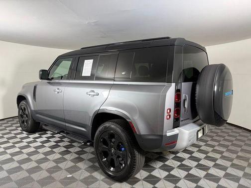 2023 Land Rover Defender 110 S