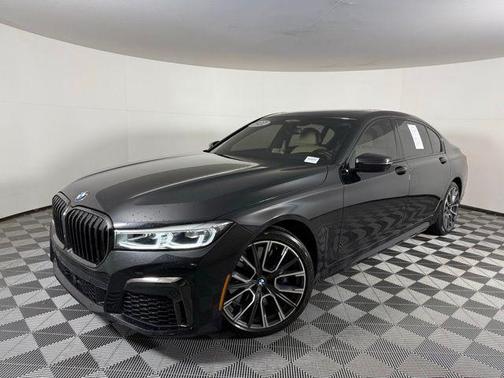 2022 BMW 750 i xDrive
