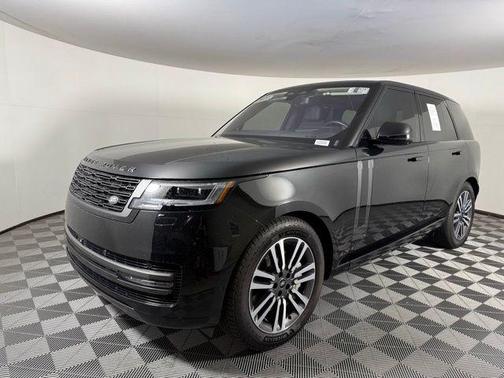 2023 Land Rover Range Rover P530 SE