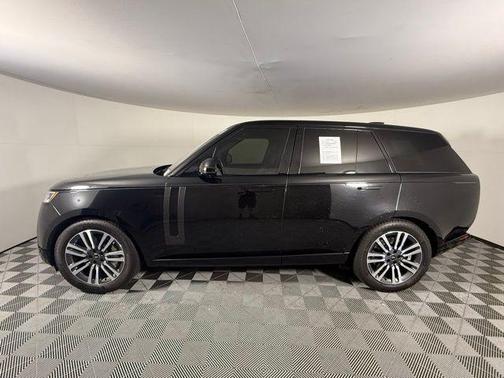 2023 Land Rover Range Rover P530 SE