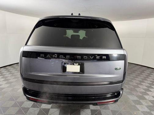 2023 Land Rover Range Rover P530 SE