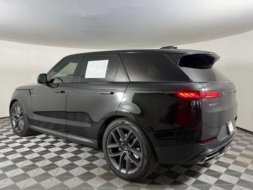 2023 Land Rover Range Rover Sport SE