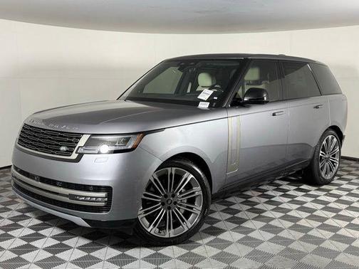 2025 Land Rover Range Rover P400 SE