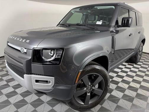 2025 Land Rover Defender 110 P300