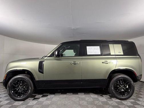 2023 Land Rover Defender 110 X-Dynamic SE