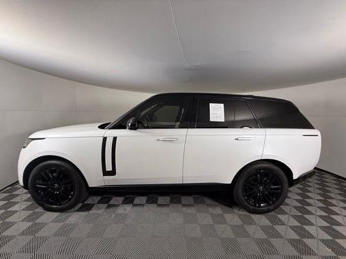 2023 Land Rover Range Rover P530 SE