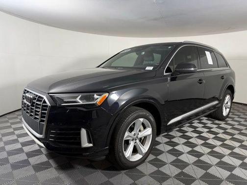 2020 Audi Q7 55 Premium