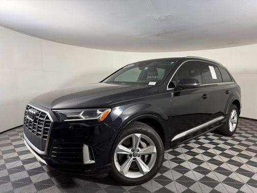 2020 Audi Q7 55 Premium
