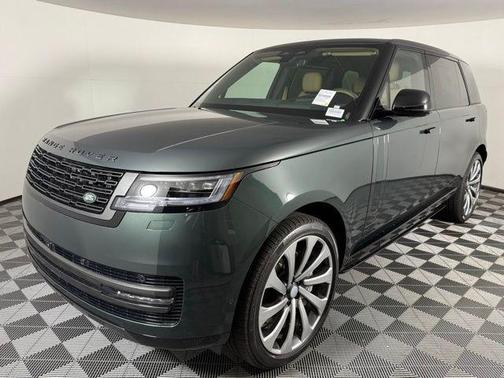 2025 Land Rover Range Rover P530 SE 7 Seat