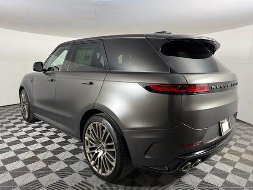 2025 Land Rover Range Rover Sport P635 SV Edition Two
